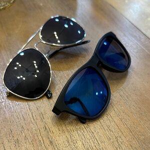 Set of 2 Stylish Black and Blue Sunglasses